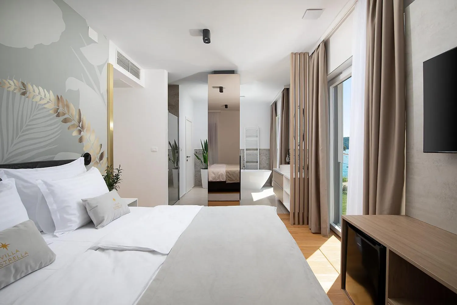 Villa Estrella In Medulin For 10 People With Sauna & Whirpool Just 6 M From The Sea Croatia